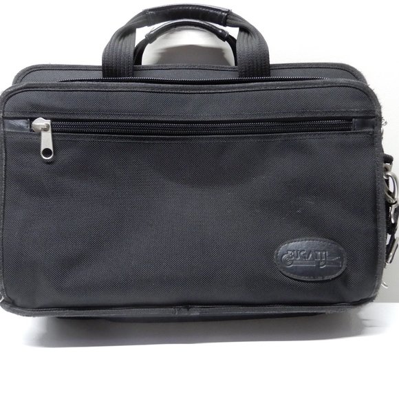 Large Bugatti Black Laptop Bag/Business Briefcase with removable shoulder strap - Picture 2 of 13